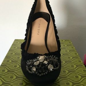 Fabulous pumps just in time for prom season!